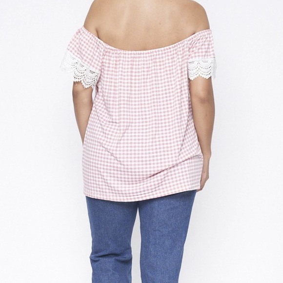 Mauve Pink Plaid Crochet off shoulder top - Picture 2 of 5